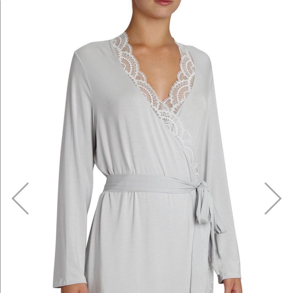 Eberjey Simone Long Sleeved Robe, sz M